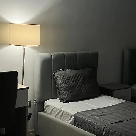 Host Apartament Szkodra