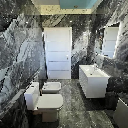 Apartament Host *